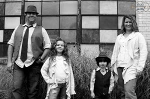 boho-family-black-white