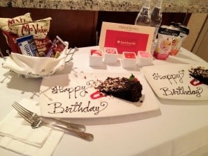 omni-hotel-candy-table
