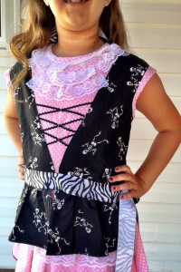 homemade-girls-pirate-costume-bodice