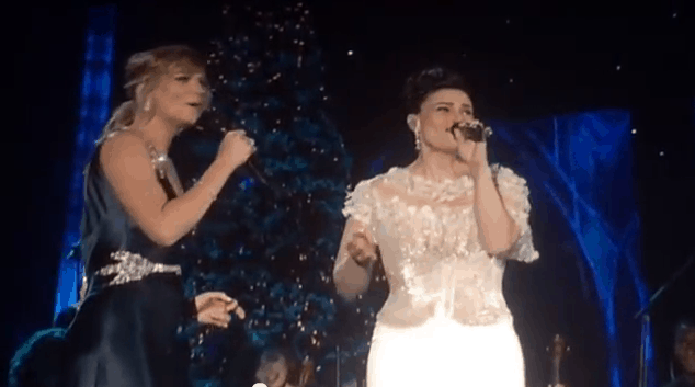 Let it Go Live Duet: Idina Menzel & Jennifer Nettles {CMA Country Christmas}