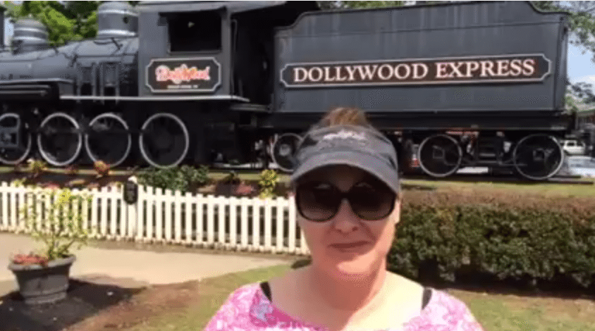 The Daily Dash: June 5 2015 {Waterpark bound: @Dollywood Splash Country}