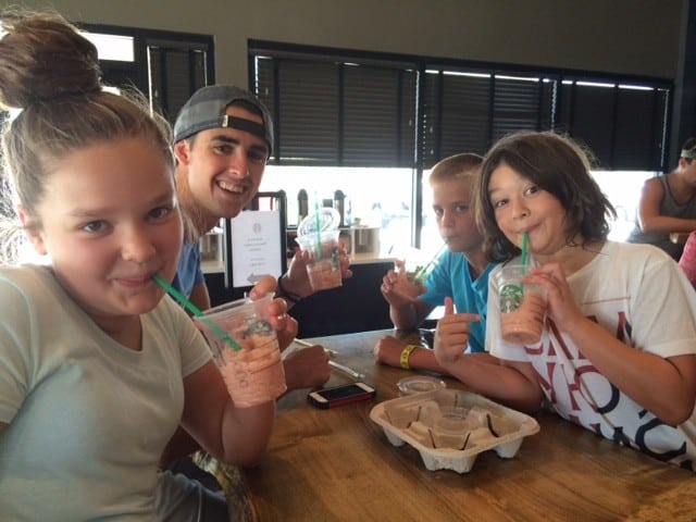 The Daily Dash: July 9 2015 {Starbucks with Friends}