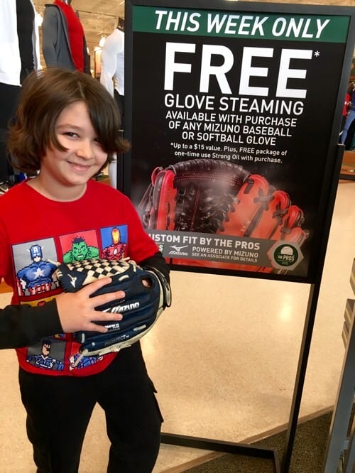Free Baseball Glove Steaming at Dick’s