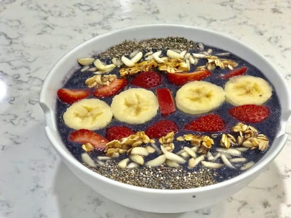 dairy-free-smoothie-bowl-blueberry-banana