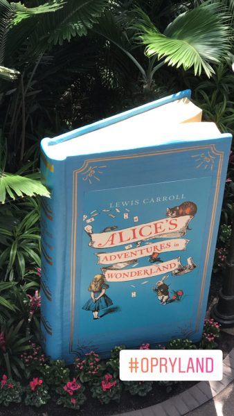 opryland-alice-in-wonderland