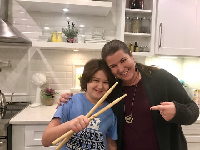 The Daily Dash: January 9, 2018 {Sky Studios Review & Free Music Lesson}