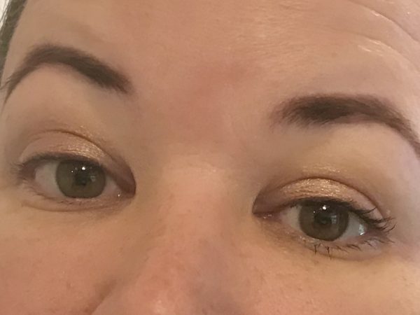 wet-n-wild-megaslim-skinny-mascara-one-eye