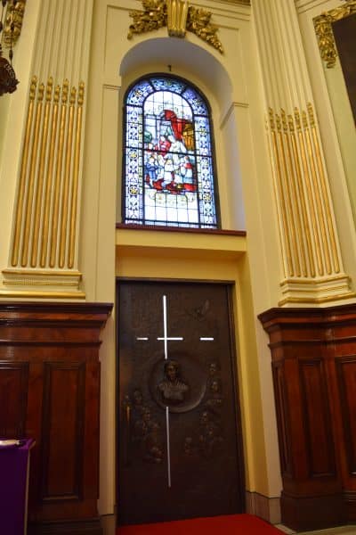 quebec-city-holy-door