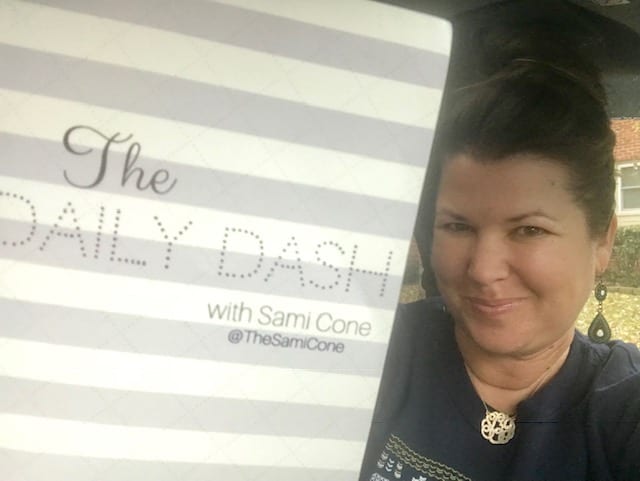 Opryland Christmas Lights {The Daily Dash: November 9, 2018}