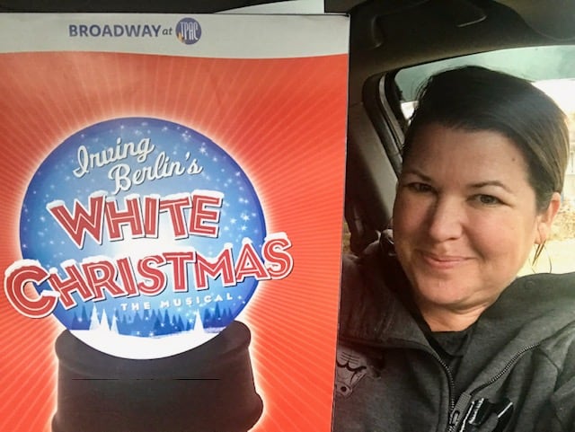 White Christmas the Musical {The Daily Dash: November 14, 2018}