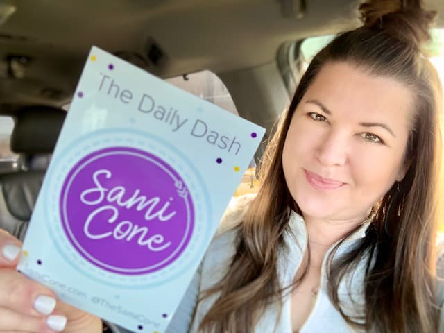 Opryland Christmas TV Special {The Daily Dash: November 15, 2019}