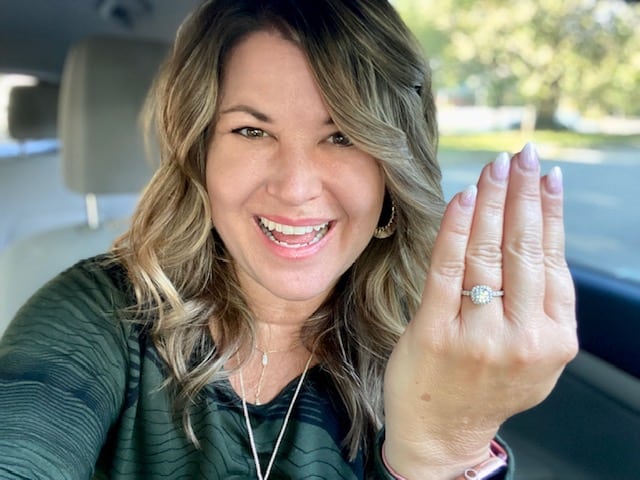 I’m Engaged {The Daily Dash: October 7, 2021}